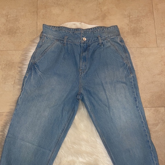 American Eagle Paperbag Mom Jeans - Picture 3 of 8